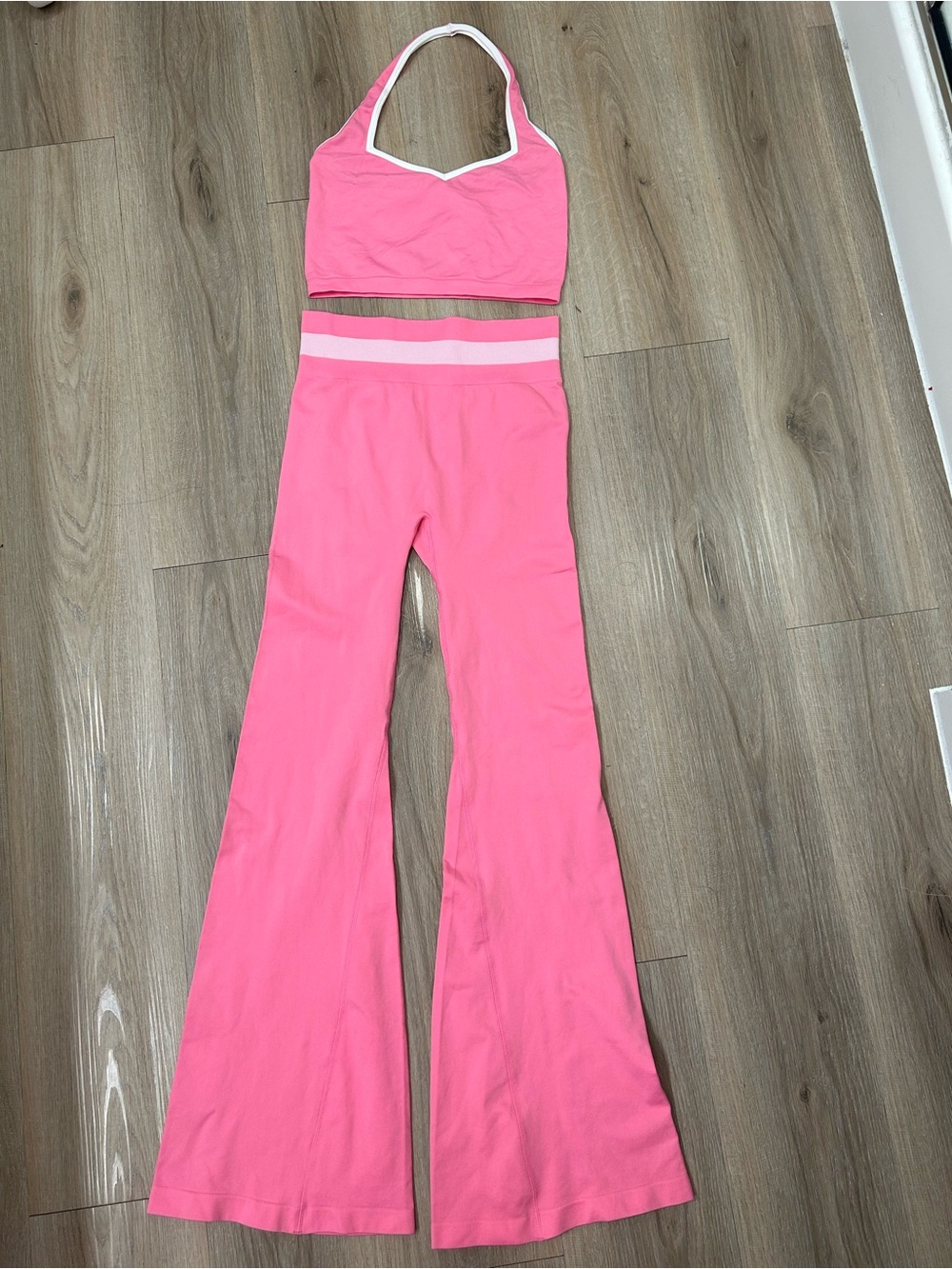 Amazon Pink Flared High-Rise Leggings Set with White Trim